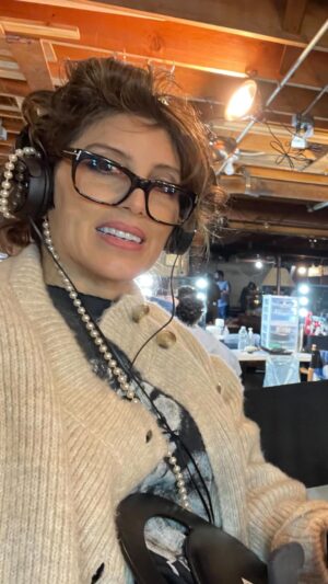 Jennifer Esposito Instagram - “You’re lead to believe things are fair here- they’re not”. Francine dropping wisdom. Go watch or rewatch FRESH KILLS it’s on Hulu and other streamers  x @freshkillsmovie