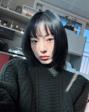 Jeon So-nee Instagram - 
