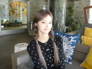 Jeong Jin-sol Instagram - ☀️☀️☀️