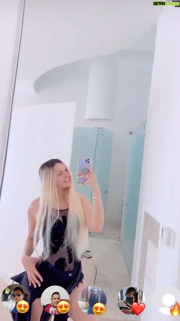 Jery Sandoval - 1.7K Likes -
