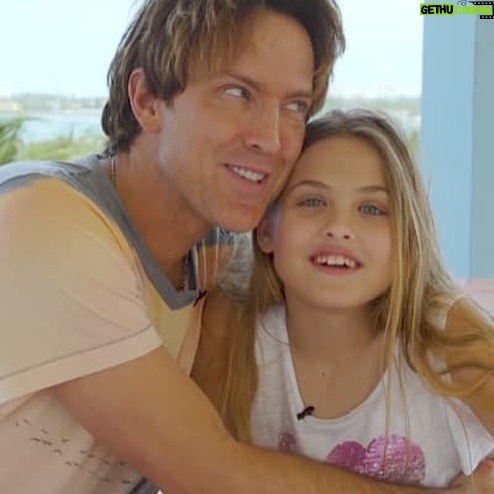 Jery Sandoval - 5.9K Likes - Qué tal la hija de #annanicolesmith ??? 😳
Así quiero que sea mi hija!
#dannielynnhope