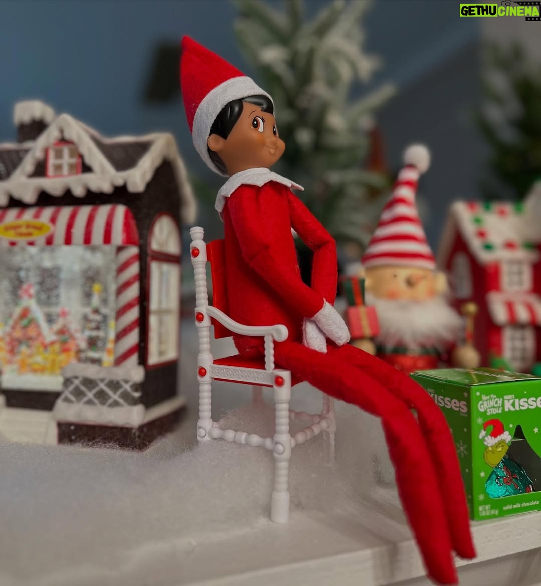 Jessica Azar - 16.1K Likes - Blessed to be feeling the real joy of Christmas with both of you, my most precious gift 🫶🏻🎄
On another note, seriously considering playing “Elf on the Shelf” all year long 🎅🏼
