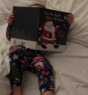 Jessica Azar Instagram - Blessed to be feeling the real joy of Christmas with both of you, my most precious gift 🫶🏻🎄 
On another note, seriously considering playing “Elf on the Shelf” all year long 🎅🏼