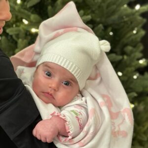 Jessica Azar Instagram - My baby princess SHAHA🩷  You are the love I never knew I was missing, and the piece of my heart I never want to let go of 🤱🏻