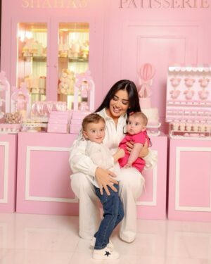 Jessica Azar Instagram - I must have done something truly beautiful to be blessed with these two little souls 🤍 #grateful🙏 #mamaoftwo💙💗