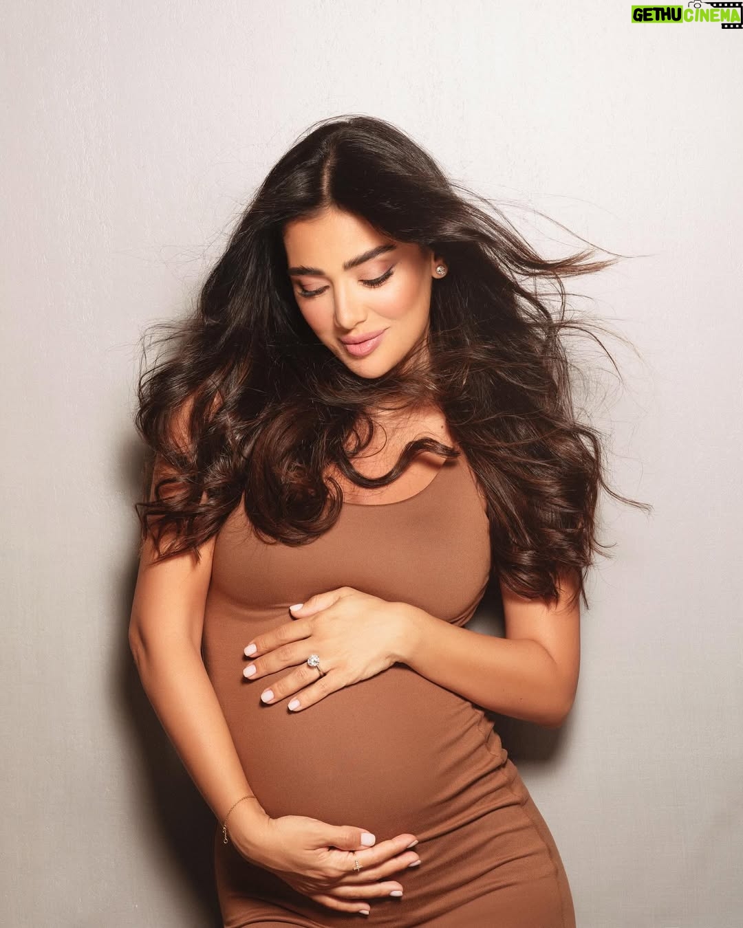 Jessica Azar - 15.2K Likes - I would like to thank you all for your birthday wishes 🙏🏼
This past month has been incredibly tough on my family, reminding me of how unpredictable and fleeting life can be. My wish for this year is for my loved ones to be safe and healthy.
Amidst everything happening, being pregnant with my baby girl has been the much-needed light for all of us🤍