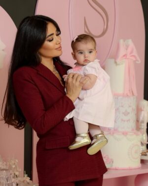 Jessica Azar Instagram - Welcome home baby Shaha 🎀 
I adore you my Princess 🤍