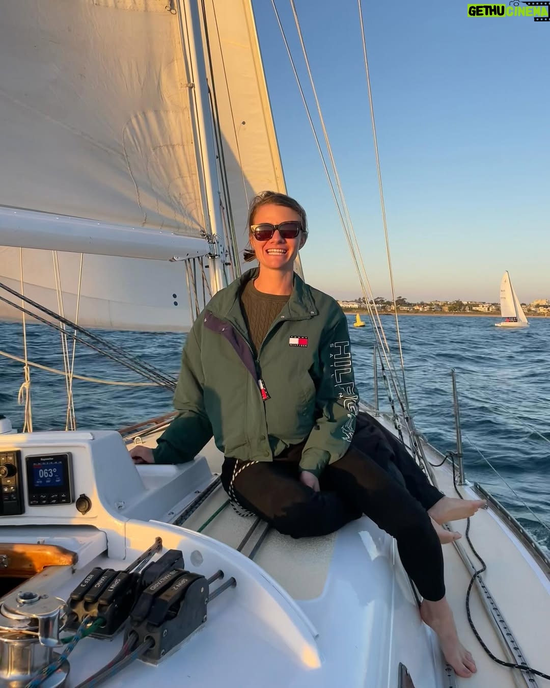 Jessica Watson - 3.3K Likes - Last twilight sail for the season in @tommyhilfiger
⛵️✨
#TommyFamily #ad