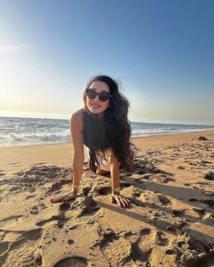 Jessy Abdo Instagram - Im happy anywhere im near the ocean 🏖️ 
#jessyabdo #جيسي_عبدو