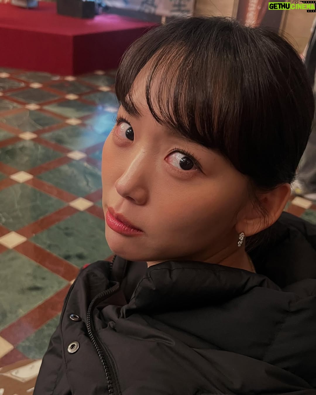 Jin Ki-joo - 258.8K Likes -