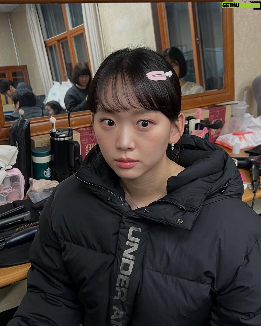 Jin Ki-joo - 258.8K Likes -