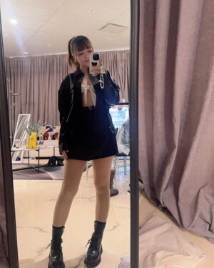 JinJoo Lee Instagram - Oooh yeah 🤍 love me to heaven 🫰🏻