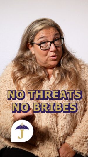 Jo Frost Instagram - As you step into the week, parents, I'd love you all to consider this post and remember it to help you and your child.

Why? 

Because it will make 

conversations less draining on you both, bringing your child to a place of accepting what's being conveyed as you find a healthy compromise...AND

because millions of you find yourself in this verbal ping pong battle daily with your young ones as they reel you into a situation you either end up getting angry in or you are so exhausted you give in to the point that the next time this happens you've made your own bed of conflict.

Your assertive parental leadership is as simple as 1,2,3.

Have a productive week! Jo xx