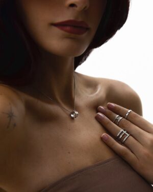 Joanna Arida Instagram - The #IceCube Collection by @Chopard — an icon of minimalist sophistication, sculpted by light. 

#Chopard #Jewelry 
#SculptedByLight