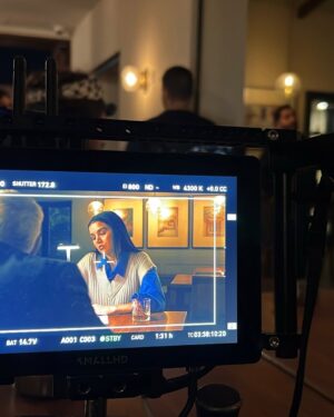 Joanna Arida Instagram - After two years of learning and hard work, it’s beyond a dream to see my first short film come to life. The crew… the actors… my friends… I can’t believe how lucky I am to have you all helping me bring this vision many steps closer to reality. To you, I say thank you 🤍

أول فيلم قصير إلي. من الفريق… للممثلين… لأصحابي… عنجد مش مصدقة قديش أنا محظوظة فيكم. شكراً الكم من القلب 🤍

📷 @mahdiious