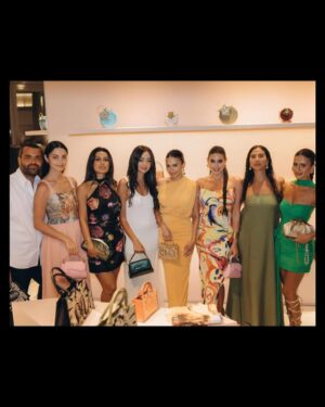 Joanna Arida Instagram - 🎀 @okhtein 🎀
congratulations on your 10 years 
مبروك على ال١٠ سنين

#10yearsofokhtein 
@Vidamarinamarassi 
@Emaarmisr