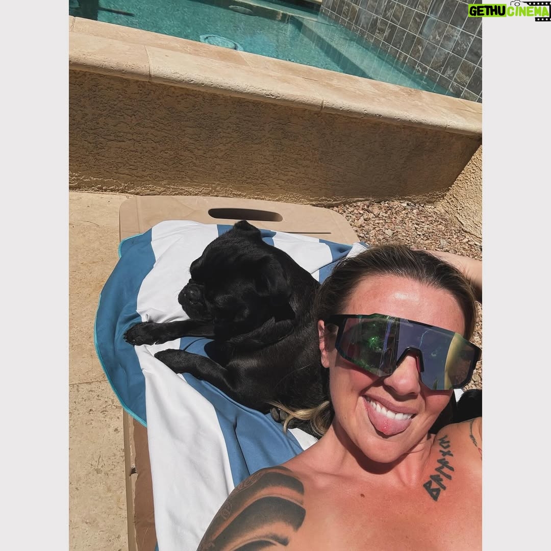 Joanne Wood - 1.2K Likes - Sun Puggin! ❤️😘🐶🐶☀️🏖️😘❤️ #nevergiveup #sunpuggin #teamwood #peelywally #cantakethescottishgirloutofscotlandbutyoucannevertakethescottishness #weegoosewood #weeraiderwood