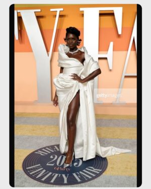Jodie Turner-Smith Instagram - more latergrams:

I don’t know when i got this bad at instagram but whatever here it is now! 

vanity fair   gold party 

so happy i got to celebrate with the queen 🐝 and now she does have the AOTY so purrrrrrrr