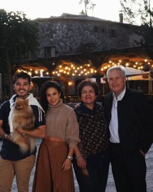 Johanna Fadul Instagram - 🤎💙