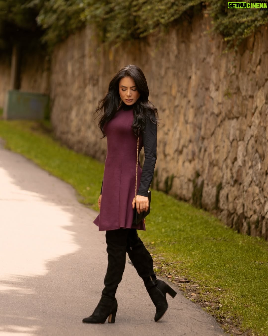Johanna Fadul - 23.7K Likes - Siempre seguiré hacia adelante.
La misma vida te va quitando del camino las personas y situaciones q aunque en el momento no lo entiendas, te das cuenta luego que fue lo mejor que te pudo pasar. Cuando comprendas el mundo espiritual, recibirás con aceptación las cosas que estás viviendo. Te abrazo 🫶🏻🫰🏻