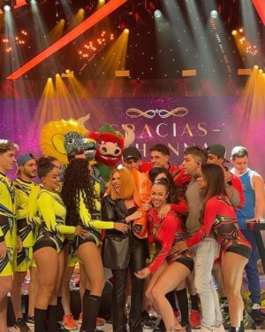 Johanna San Miguel Instagram - Se cierra una etapa muy especial en mi vida. Los llevo en mi corazón por siempre! 💕