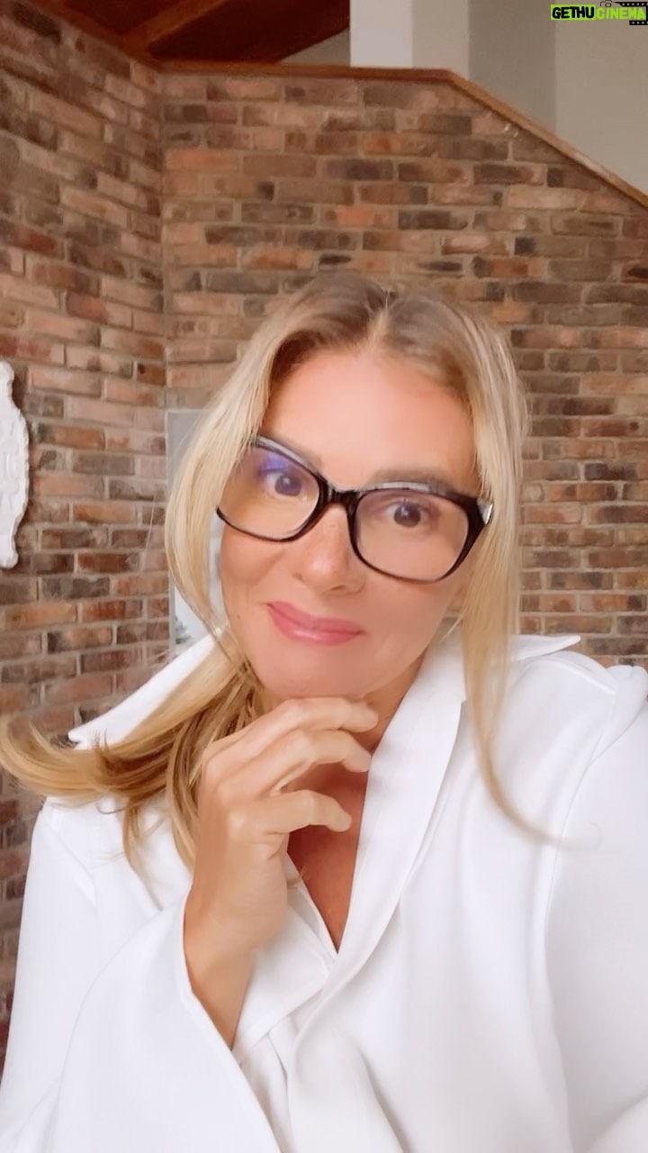 Johanna San Miguel - 23.4K Likes - A alguien más le ha pasado esto?????????????