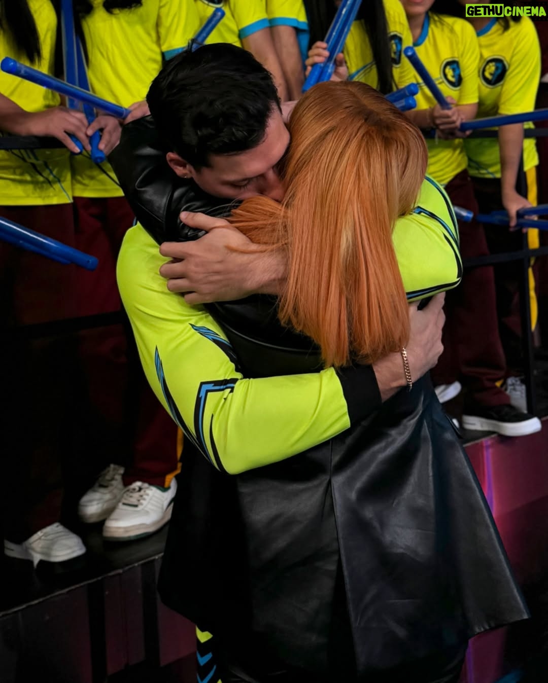 Johanna San Miguel - 22.5K Likes - Se cierra una etapa muy especial en mi vida. Los llevo en mi corazón por siempre! 💕