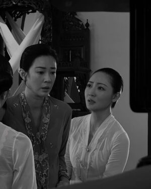 Jojo Goh Instagram - 收视报捷，释一波饭盒戏幕后照片，谢谢喜欢 #小娘惹之翡翠山 的每一个你 🙏

#EmeraldHill