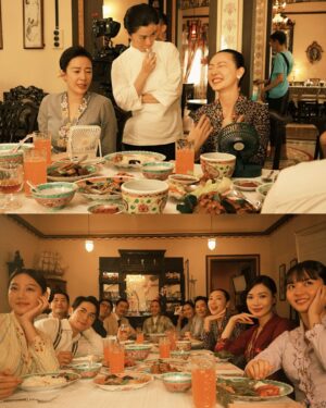 Jojo Goh Instagram - 张家第一张 VS 最后一张大合照，以及中间那些事儿～～

#好吧让大家看看幕后的快乐
#我还有两千张照片
#小娘惹之翡翠山
#EmeraldHill

📸 @elaineang