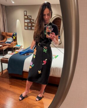 Jordana Brewster Instagram - Gajas d’ouro