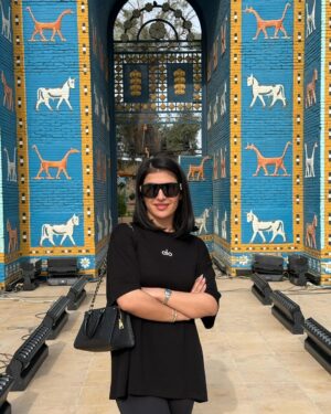 Jouman Kathem Instagram - كم هو جميل تراثنا الحضاري ....وكم احب العراق 🇮🇶 

———

#احياءالتراث_الحضاري_العراقي #مهرجان_بابل_الدولي_الحدث_الاكبر_بالعراق #بابل #اليوم_العالمي_للحضارة_البابلية #تراث_العراق