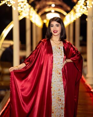 Jouman Kathem Instagram - ♥️🐞

———
الإطلالة الجميلة من المصممة الحلوه @abayataya1 
ميك اب وشعر بأيد المبدعة ( اني ) 👼🧚🏻‍♀️
بعدسة المصور @98_xlr