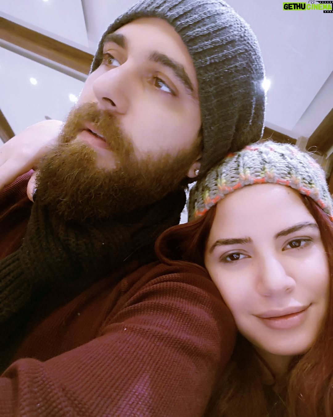 Jowy Khoury - 12.5K Likes - Je t🩷 toutes les saisons ✨️
On this special day, I celebrate you and the love we have .
#happyanniversary❤️ best friend
#8years