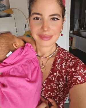 Jowy Khoury Instagram - Life and wigs 🌸🪷💓
Should I go red again ? 😌