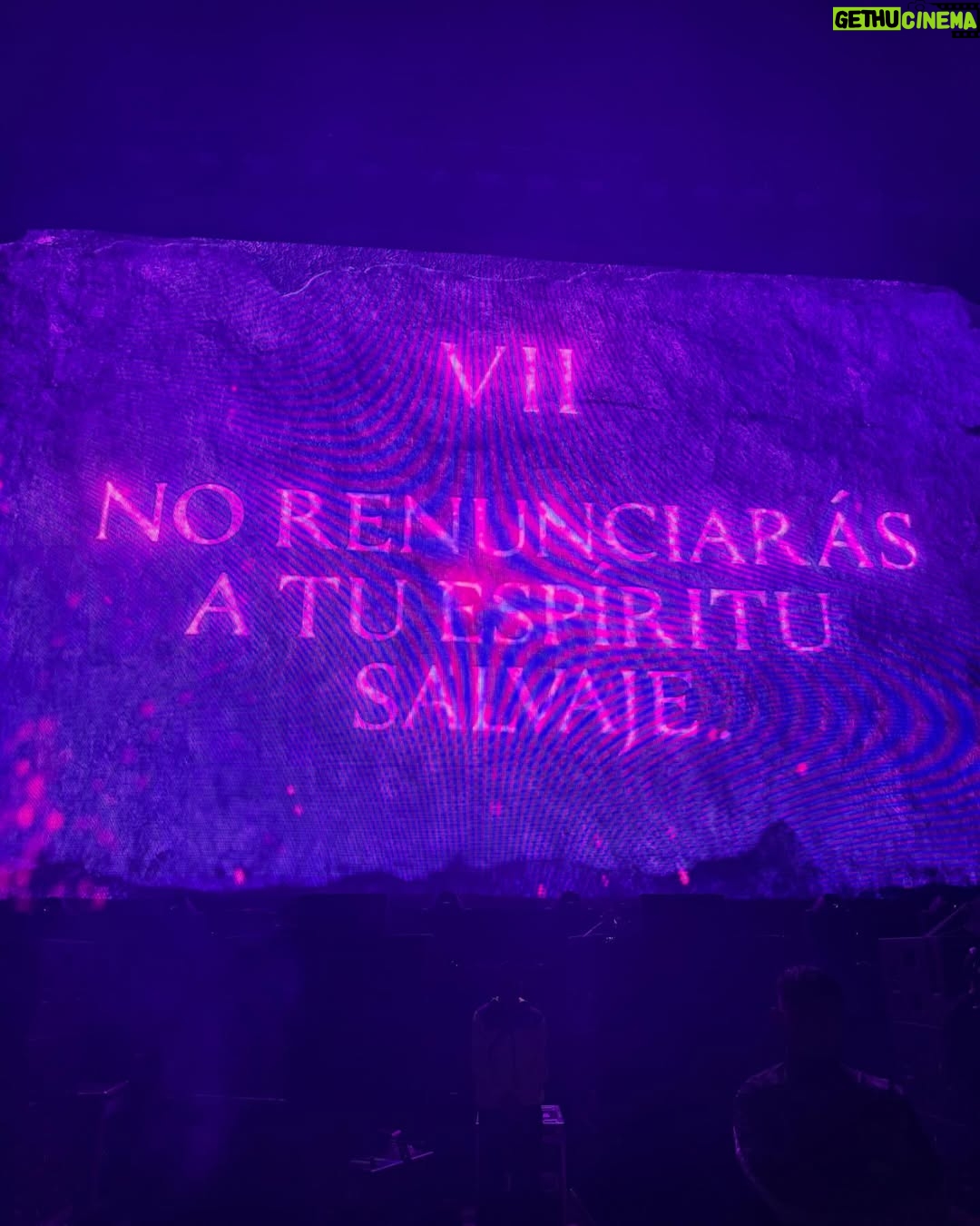 Juanita Arias - 23.4K Likes - ESTE CONCIERTO MERECE UN POST QUE QUEDΓ AQUΓ POR SIEMPRE !
1: @shakira Una DIOSA bailando como NADIE π¨π΄ππΌ
2: Pies Descalzos ;Me Acuerda mi niΓ±ez π₯Ή
3: Ese Pelo, con esas Caderas son Insuperables.
4: SHAKI - orgullosamente LATINA
5: HIPS DONT LIE - Nos falta pero ahΓ vamos π€£ππΌ
6: Cuando salΓ en la pantalla como su super Fan π
7: TambiΓ©n se pasa rico soltera π
8: Fact: Las Mujeres somos las de la IntuiciΓ³n
9: La CaΓda no es el final, es el comienzo de un vuelo mΓ‘s alto
10: Fact: La verdad Esq tambiΓ©n lloro una vez al mes
11: The GIRLS π―ββοΈ
12: INEVITABLE no cantar esta canciΓ³n a todo PulmΓ³n
13: JAMΓS : Renunciar a tu espΓritu salvaje π