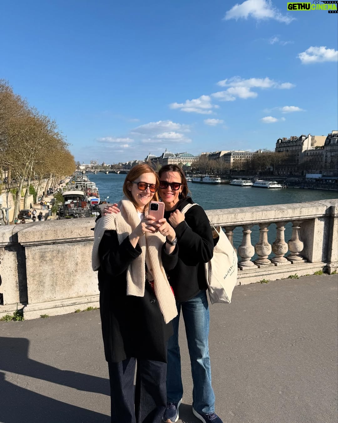 Judy Greer - 484.1K Likes - JG & JG take Paris. ♥️ #TheLastThingHeToldMe