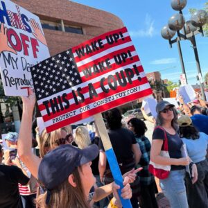 Judy Reyes Instagram - #HANDSOFF protest in Glendale, CA.  @therealanaortiz @angelanissel  #solidarity #resist. ✊🏽🤎👑