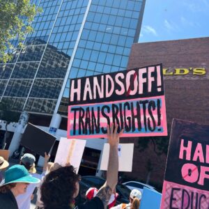 Judy Reyes Instagram - #HANDSOFF protest in Glendale, CA.  @therealanaortiz @angelanissel  #solidarity #resist. ✊🏽🤎👑