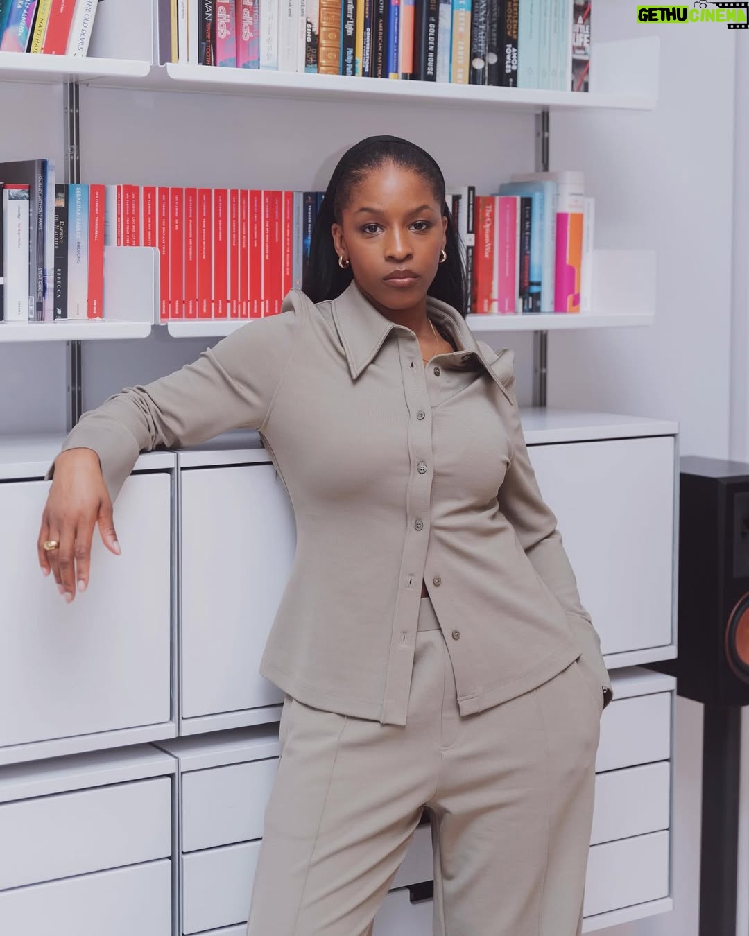 Julie Adenuga - 7.4K Likes - The purpose of this episode was very simple for meā¦
I want the world to recognise Zuuās brilliance, accomplishments & charm.
Itās pure coincidence that in the same week, heās in Forbes 30 under 30 Europe Class of 2025.
Point proven.
Youāre one of one Zuu
Excited for whatever else you decide to do
Thanks @ajtracey @hydzofficial @iamtubsey for joining me as well ā¤ļøā¤ļøā¤ļø
#NowYouKnow