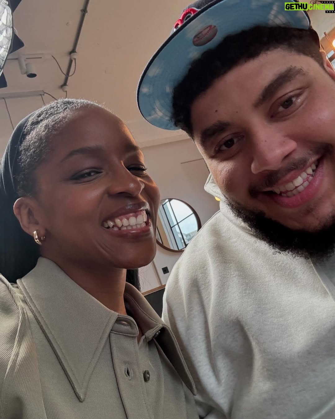 Julie Adenuga - 7.4K Likes - The purpose of this episode was very simple for meā¦
I want the world to recognise Zuuās brilliance, accomplishments & charm.
Itās pure coincidence that in the same week, heās in Forbes 30 under 30 Europe Class of 2025.
Point proven.
Youāre one of one Zuu
Excited for whatever else you decide to do
Thanks @ajtracey @hydzofficial @iamtubsey for joining me as well ā¤ļøā¤ļøā¤ļø
#NowYouKnow