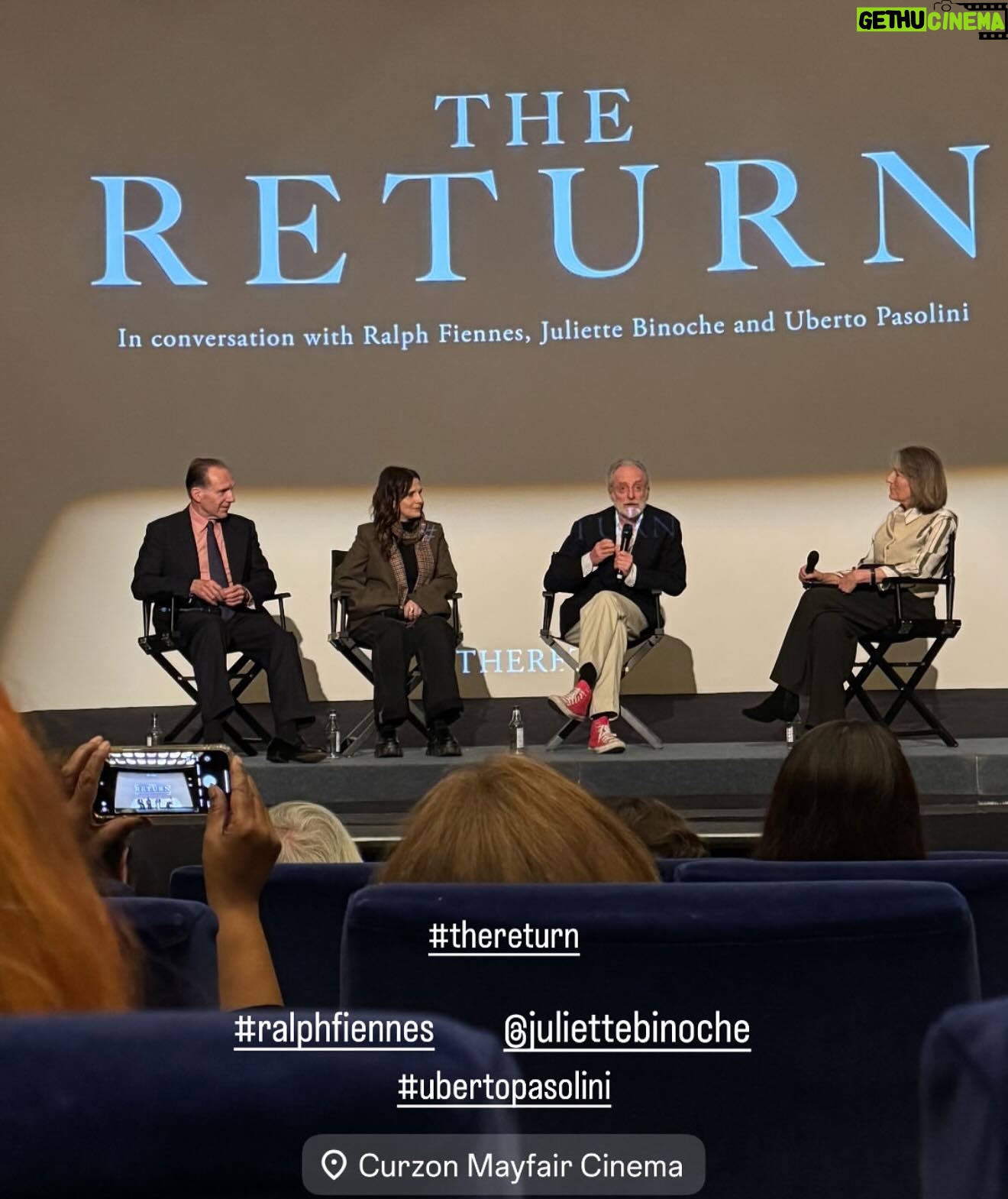 Juliette Binoche - 14.6K Likes - LONDON. The Cinema Curzon.
The film « The Return » from the Odyssey⦠directed by Uberto Pasolini with Ralph Fiennes and the best actors ever is coming out TODAY ! And Angela Molina !
Last night was the London Premiere.
Thank you Loewe, Jonathan Huguet, CƩline Planchenault, Luke Hersheson, Lucy Tucker.
Distrib. modernfilms