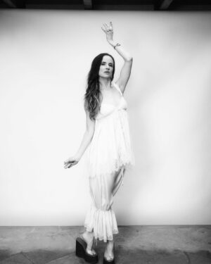 Juliette Lewis Instagram - Juliette Lewis stars as Clara Armstrong in the newly-released cult thriller @opusmovie from @a24. Lewis, whose decades-long career yielded an @theacademy nomination, also appears in ‘By Design,’ a body-swap film that debuted this year at @sundanceorg Read the full story on flaunt.com!

 
@FlauntMagazine
Photographed by @amardaved 
Styled by @mrchriscampbell wearing @chloe 
Written by @augustusbritton
Hair: @paulnortonhair 
Makeup: @rachelgoodwinmakeup 
Flaunt Film: @isaacdektor and @ethanschles
#FlauntMagazine #RhythmIsADancer