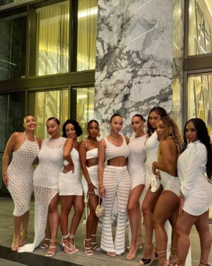 Julissa Bermudez Instagram - SUNDAY FUNDAY: Girls trips bring out the best in me 😜