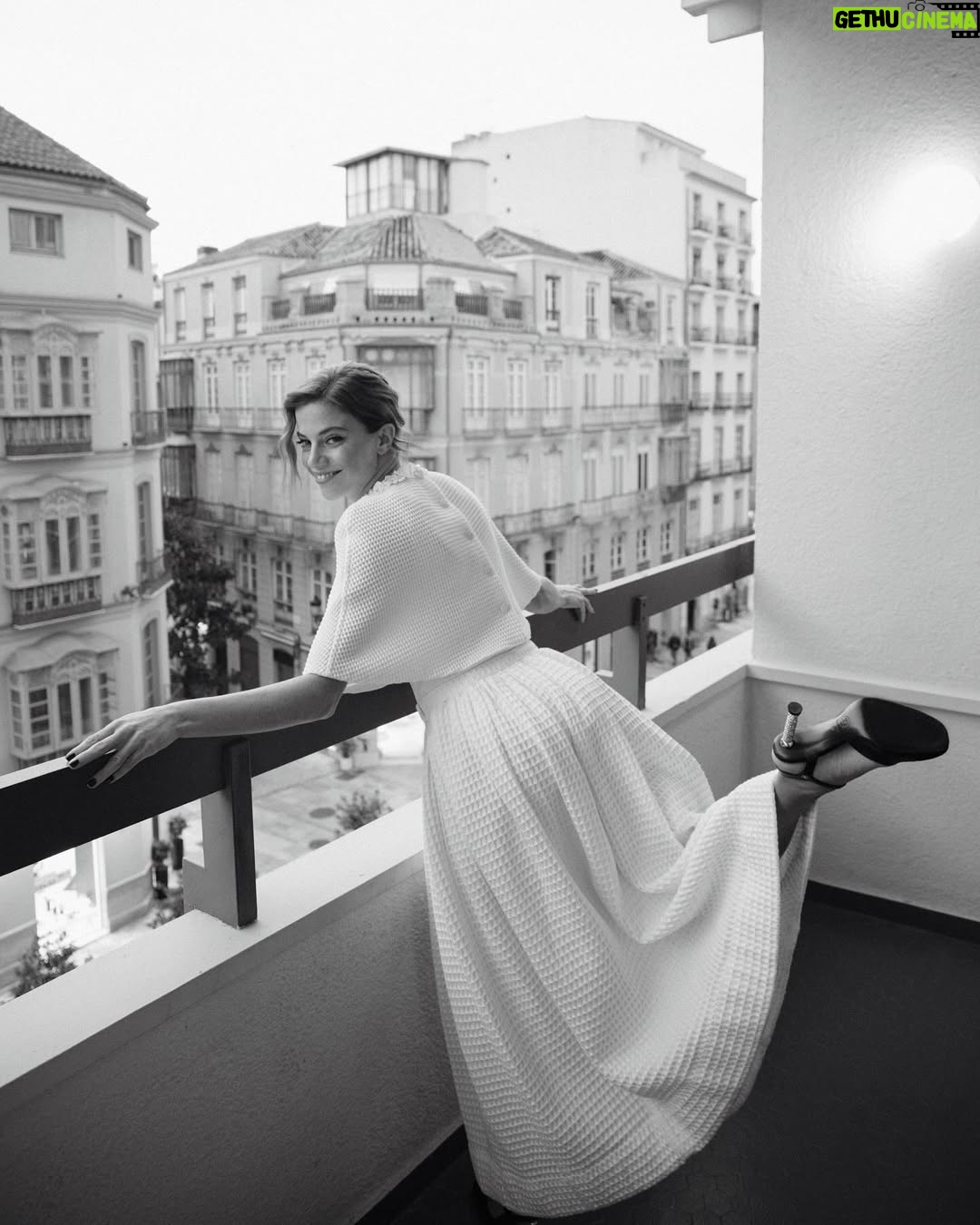 Justina Bustos - 9K Likes - @festivalmalaga 🌹🌹🌹🌹🌹
@chanelofficial
@yosbaute
@judithnaess
@eduardorawdriguez