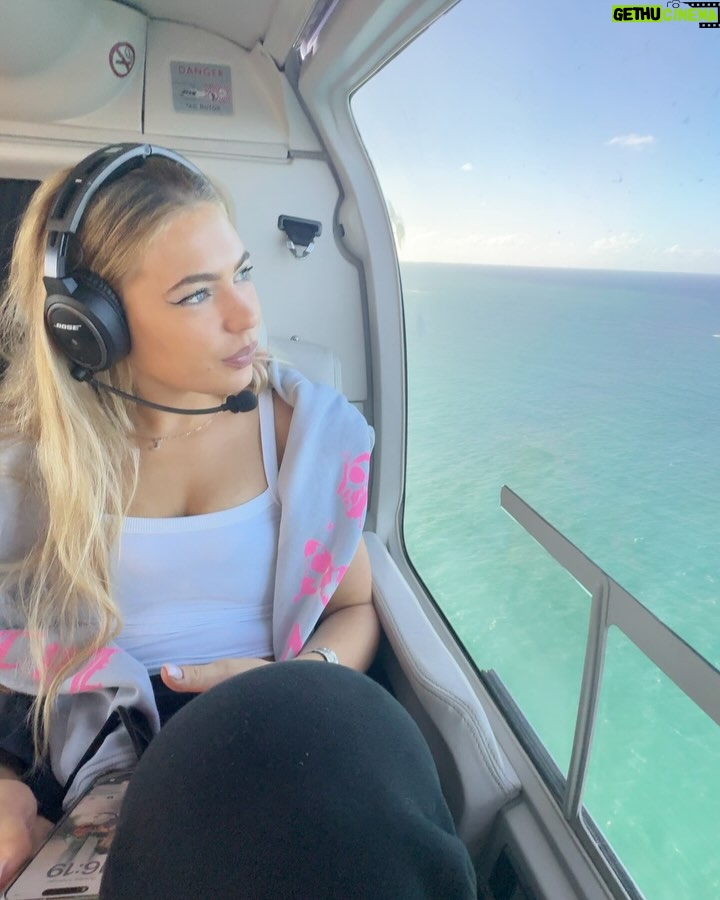 Jutta Leerdam - 182.4K Likes - Loved my 48hr surprise visit home. 💘 So amazing to be back in Puerto Rico after 6 months @jakepaul