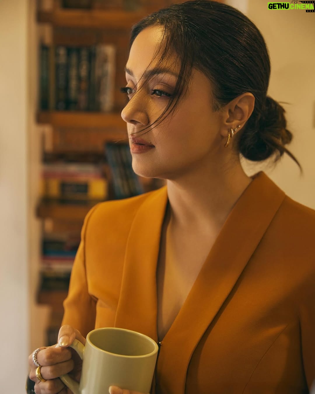 Jyothika - 730.6K Likes - Confidence is my favourite accessory.
Styling @radhikamehra
Make up @devika.kharwa
Hair @prachina_hair
Photographer @nupuragarwal__
Styling assistant @keyurisangoi
Outfit custom @shaktitripathi
Earrings & cuff @inaya_accessories @elaraa_jewels
Rings @carboneradiamonds @ayanasilverjewellery @ascend.rohank
Heels @londonrag_in