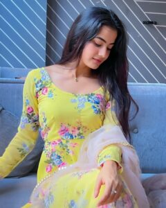 Actress Kajal Sharma HD Photos and Wallpapers July 2025