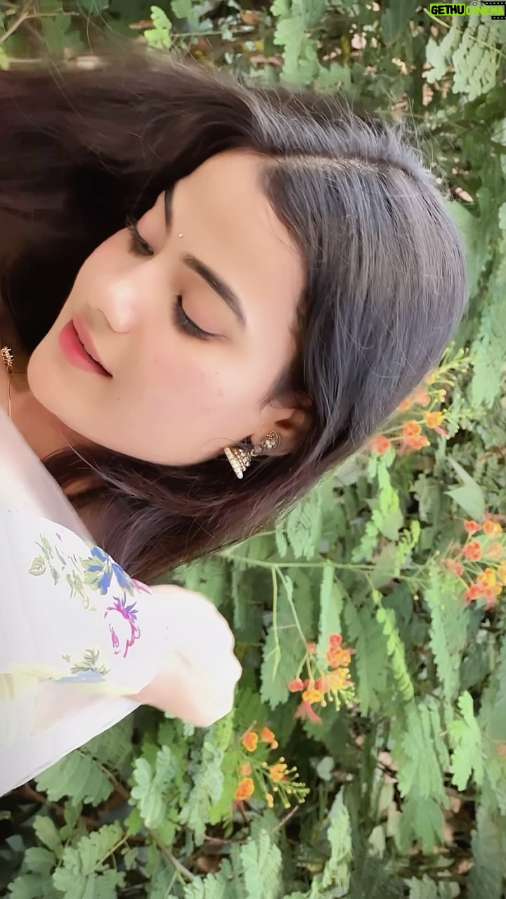 Kajal Sharma - 117.6K Likes - 💛✨
.
.
.
.
.
.
#explore #reels #fyp #reelsinstagram #reelitfeelit #trending #reelsindia #favsong #trendingreels #panjabi #song