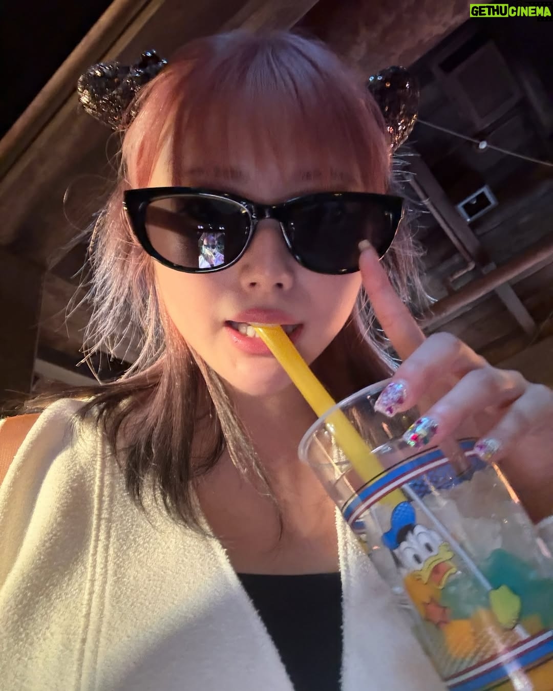 Kalen Anzai - 5.3K Likes - .
ありとあらゆるところに!!
ドナルドがたくさんいた!!!!
かわ!!😍😍
パレードだあああいすき!
だいすきなピーターパンにも会えたにょーん^ ̫^