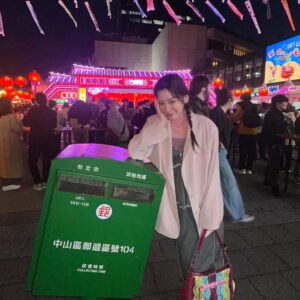 Kanako Takatsuki Instagram - 🌸👘🍡🖤ASAKUSA🖤🏮🍦🍻
#浅草 #スカイツリー
